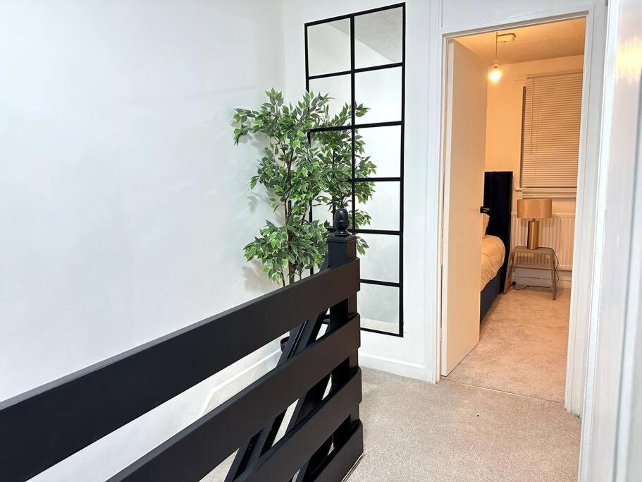 Luxury 3 Bed In *