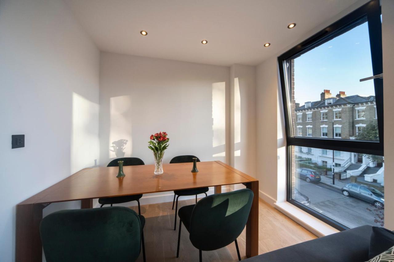 Bright & Quiet - Spacious Apt With Balcony & Lift Appartement *