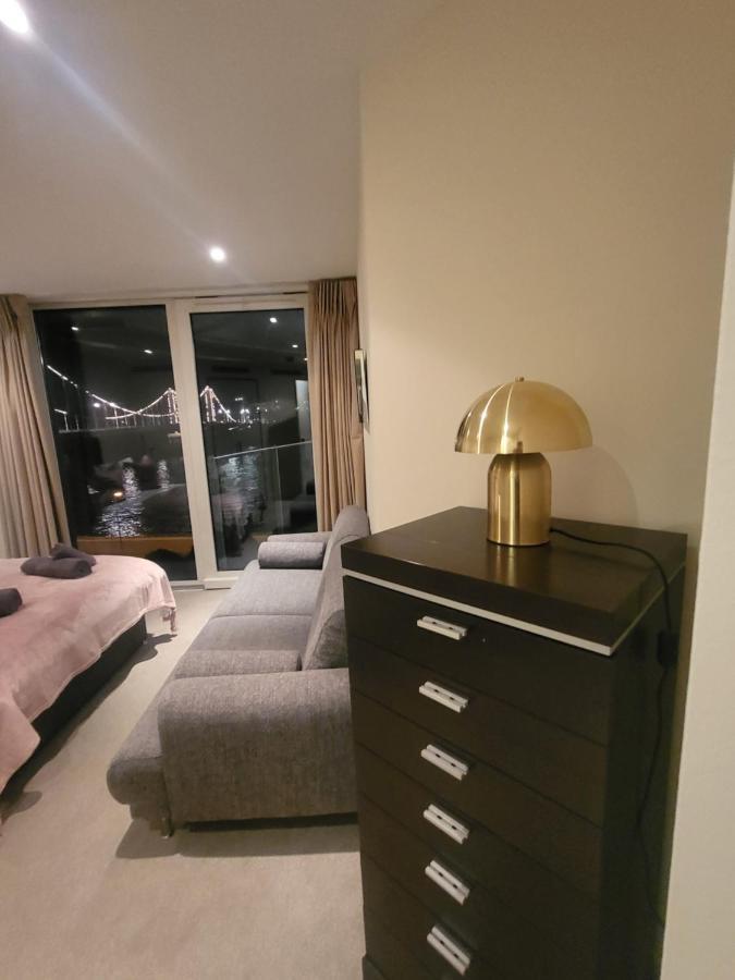 Apartment The Riverside London