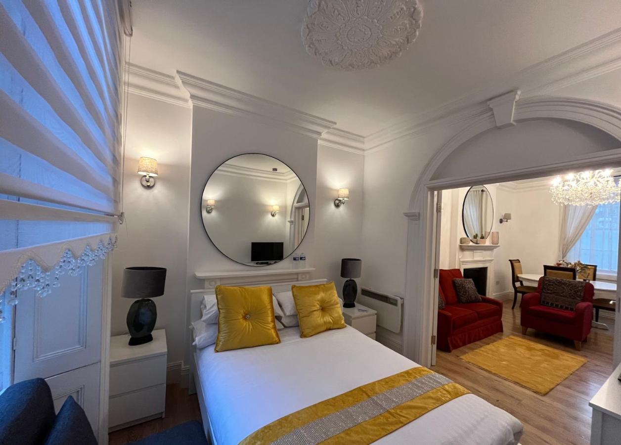 Hyde Park - One Bedroom Leilighet