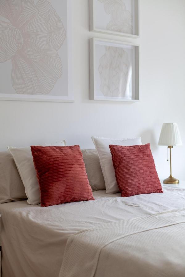 Holiday home Arte Stays: Bright 3-bedroom House With Garden In Haggerston London