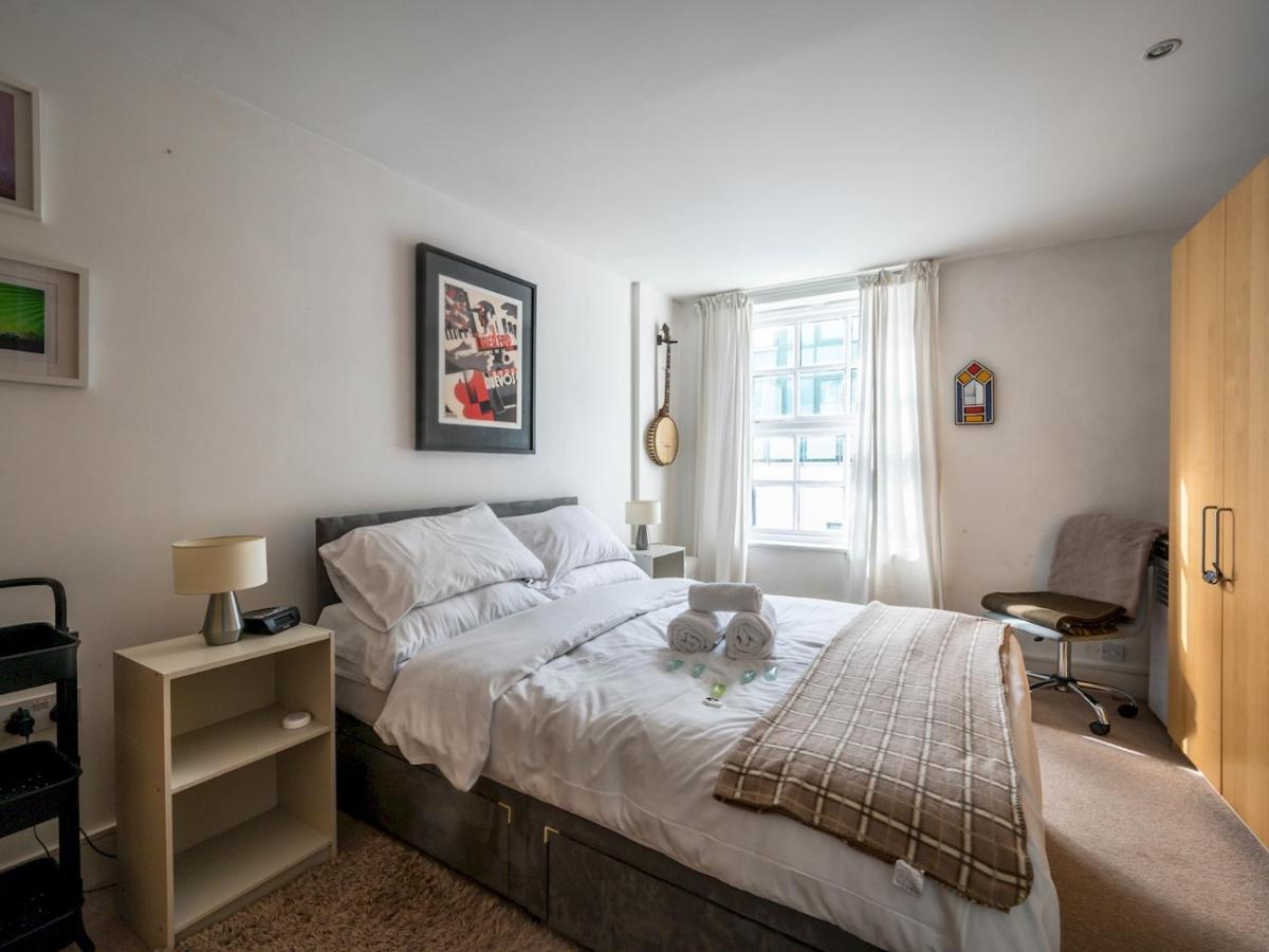 Leilighet Cosy And Spacious Flat Near Bridge *