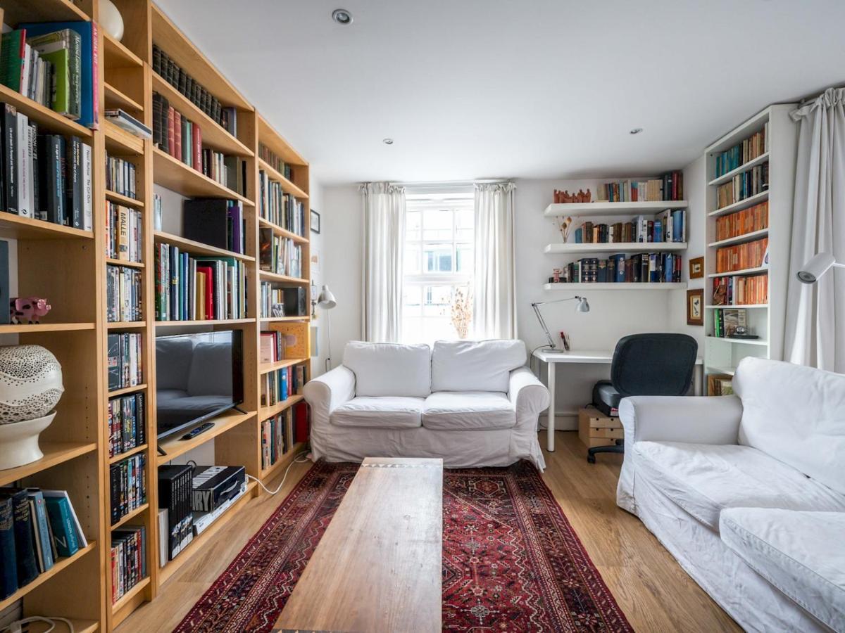 Cosy And Spacious Flat Near Bridge Leilighet London