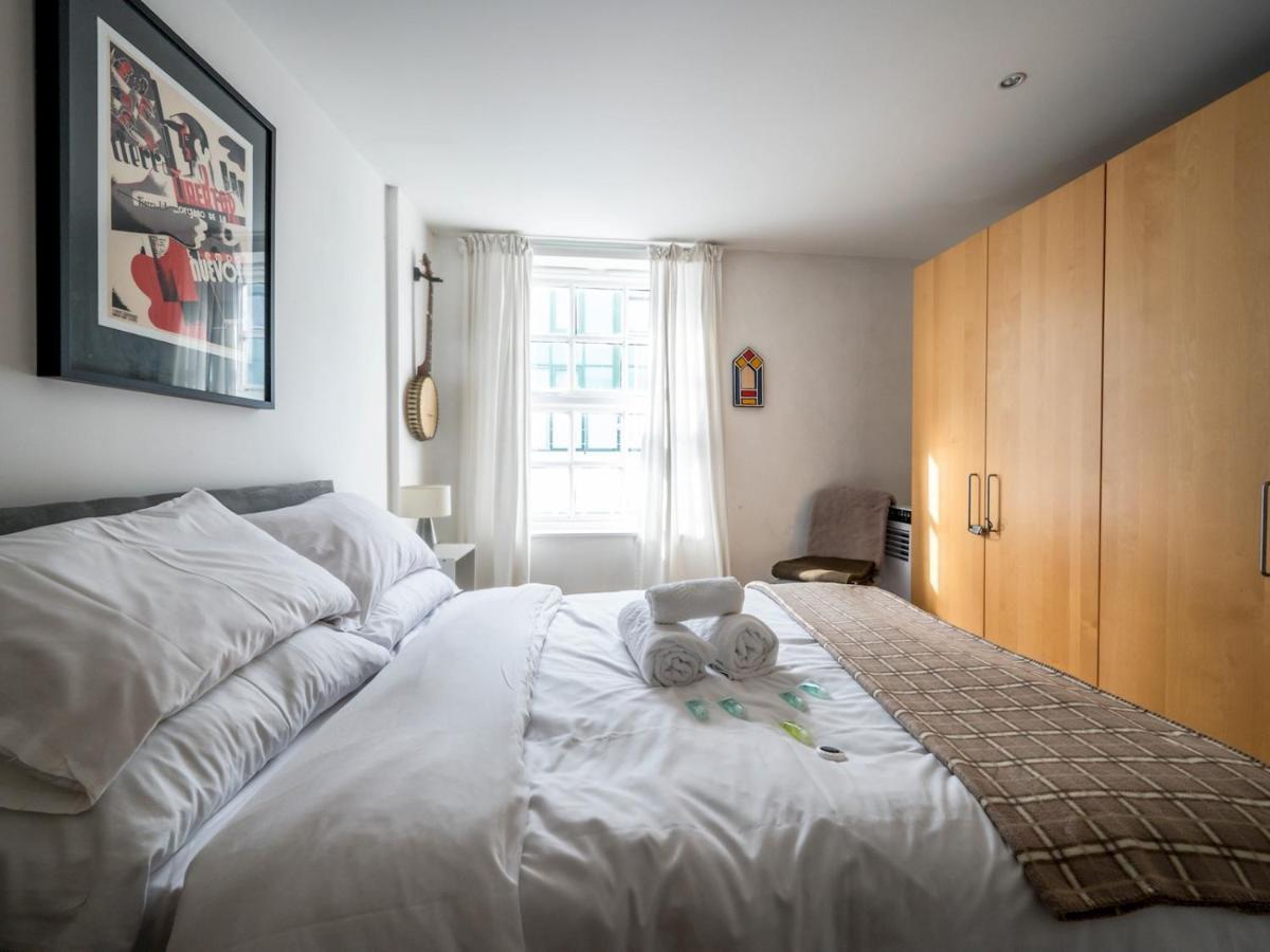 Cosy And Spacious Flat Near Bridge Leilighet