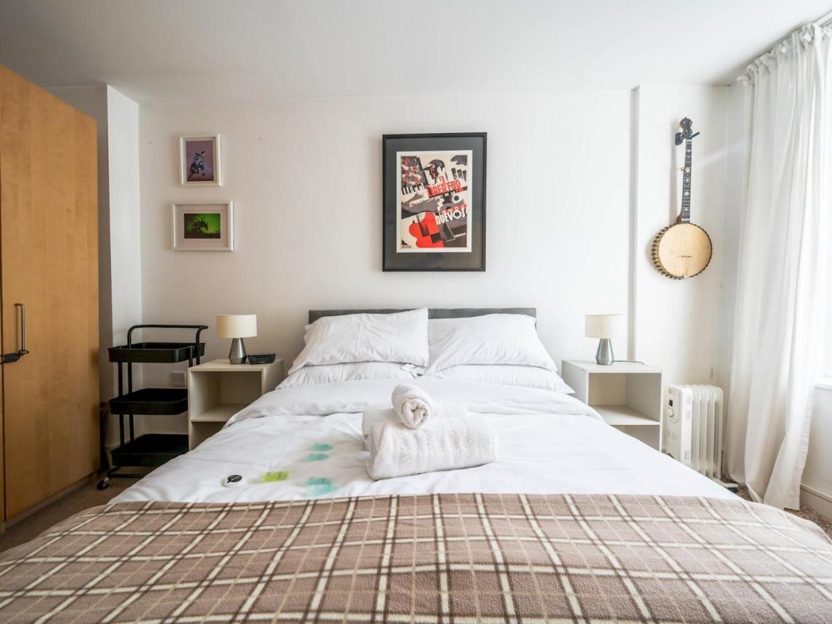 Cosy And Spacious Flat Near Bridge Leilighet