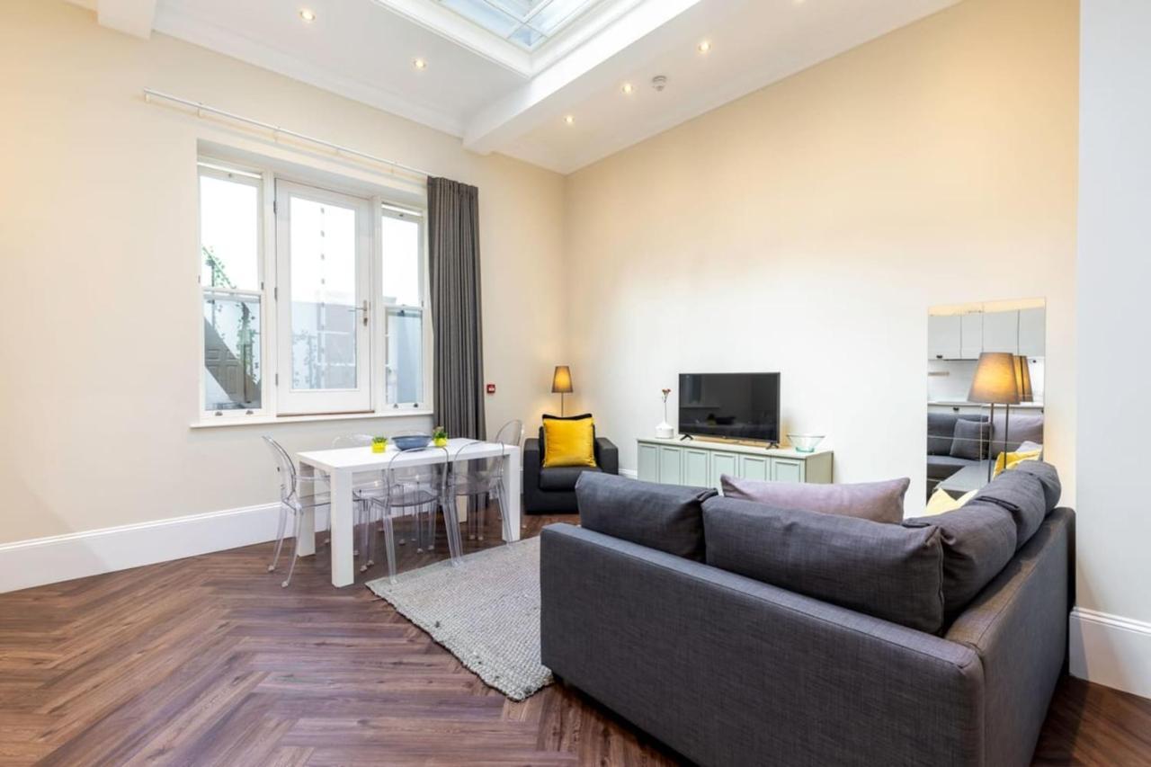 2-br For 6 In Covent Garden With Ac * London