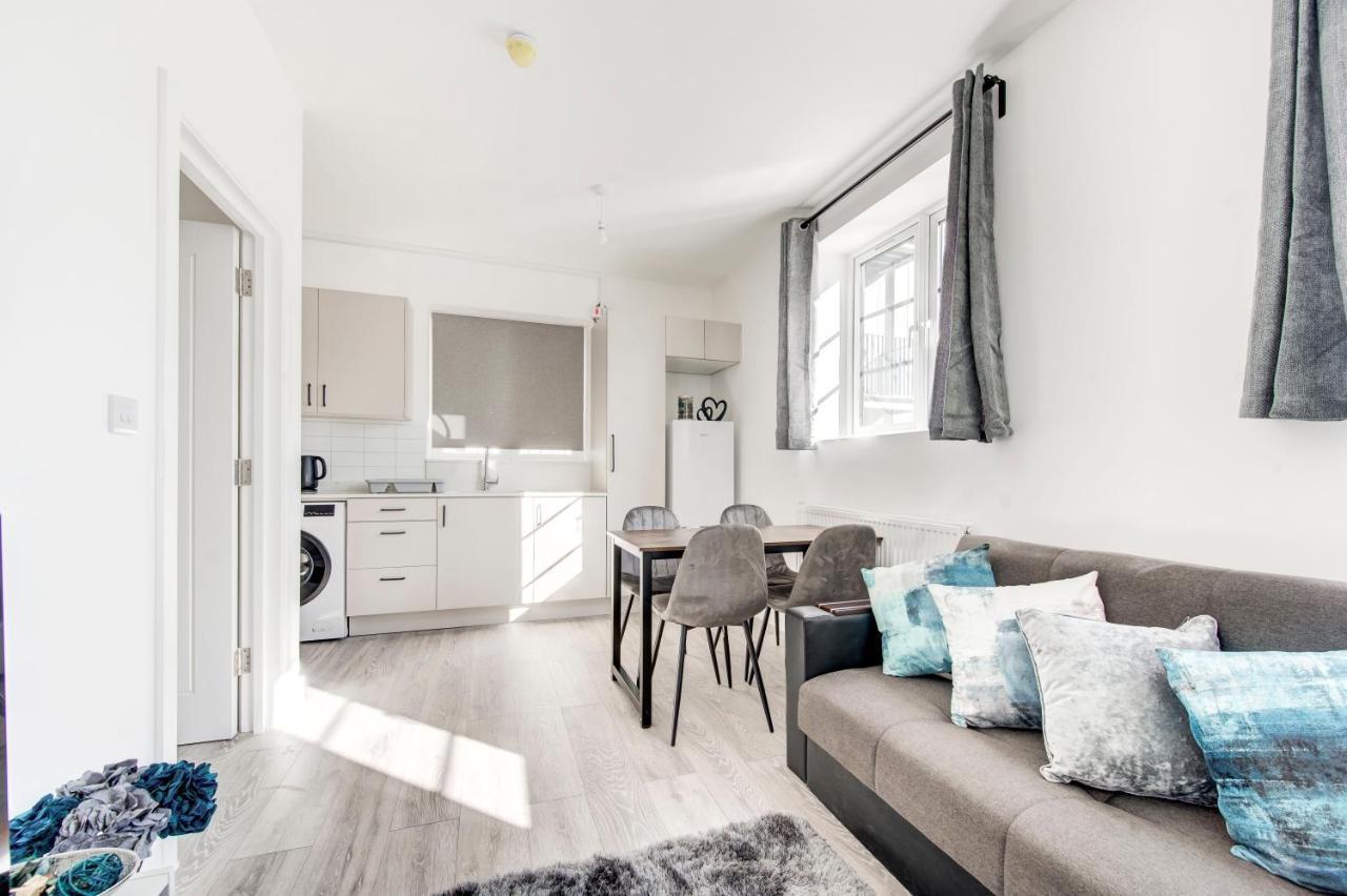 Leilighet 2 Bedroom With Large And Wi-fi London