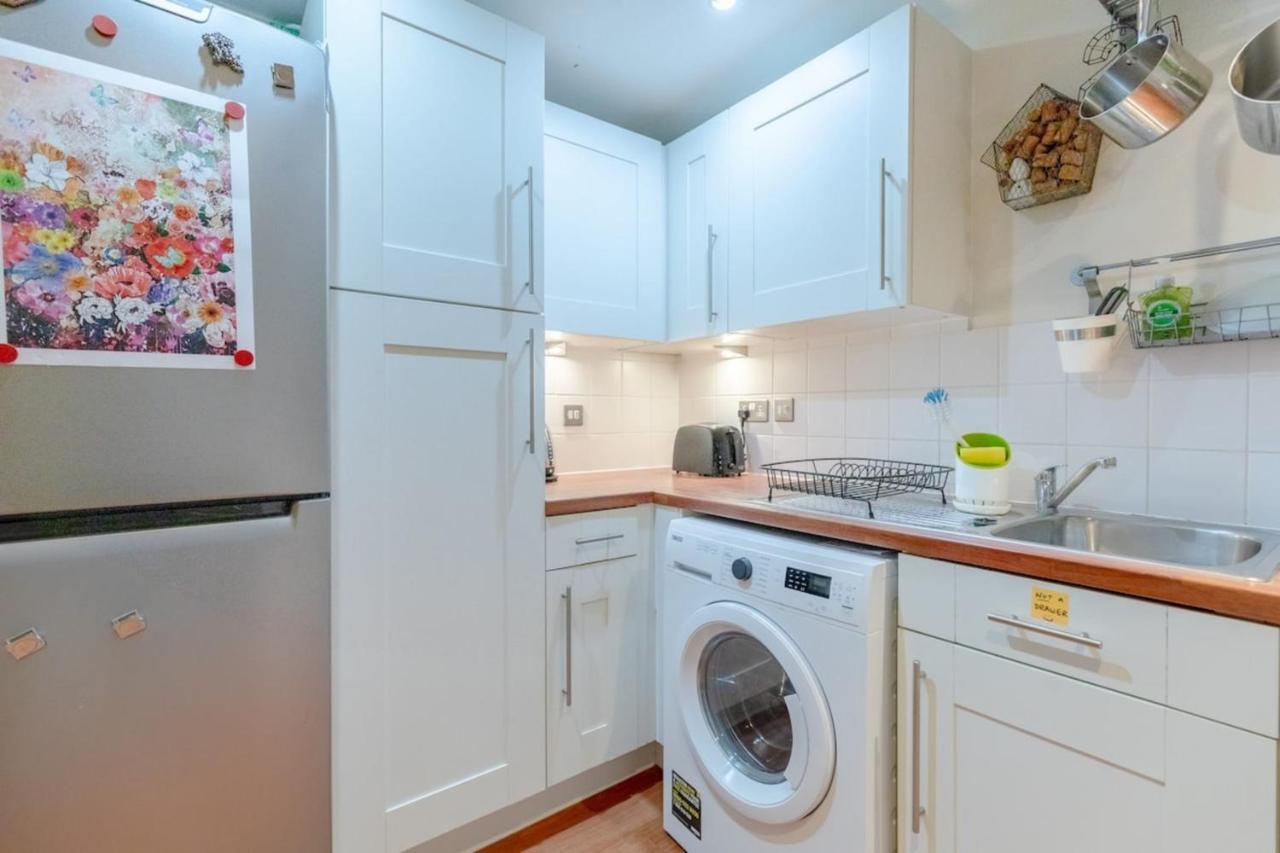 Apartment Warm & Inviting 1bedroom Flat With Patio Camden Town! *