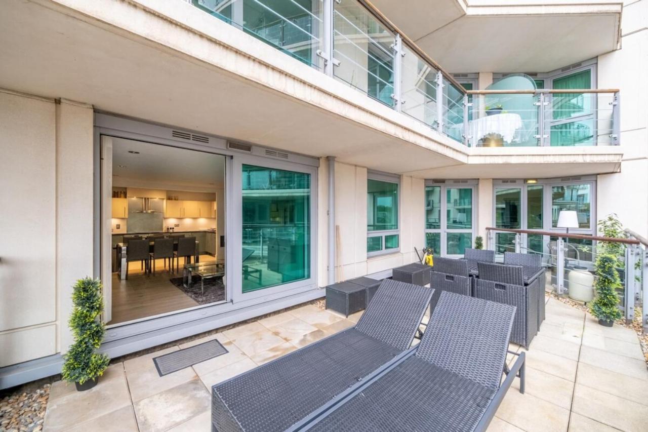 2bd Flat W River View Balcony - Vauxhall! Apartment *
