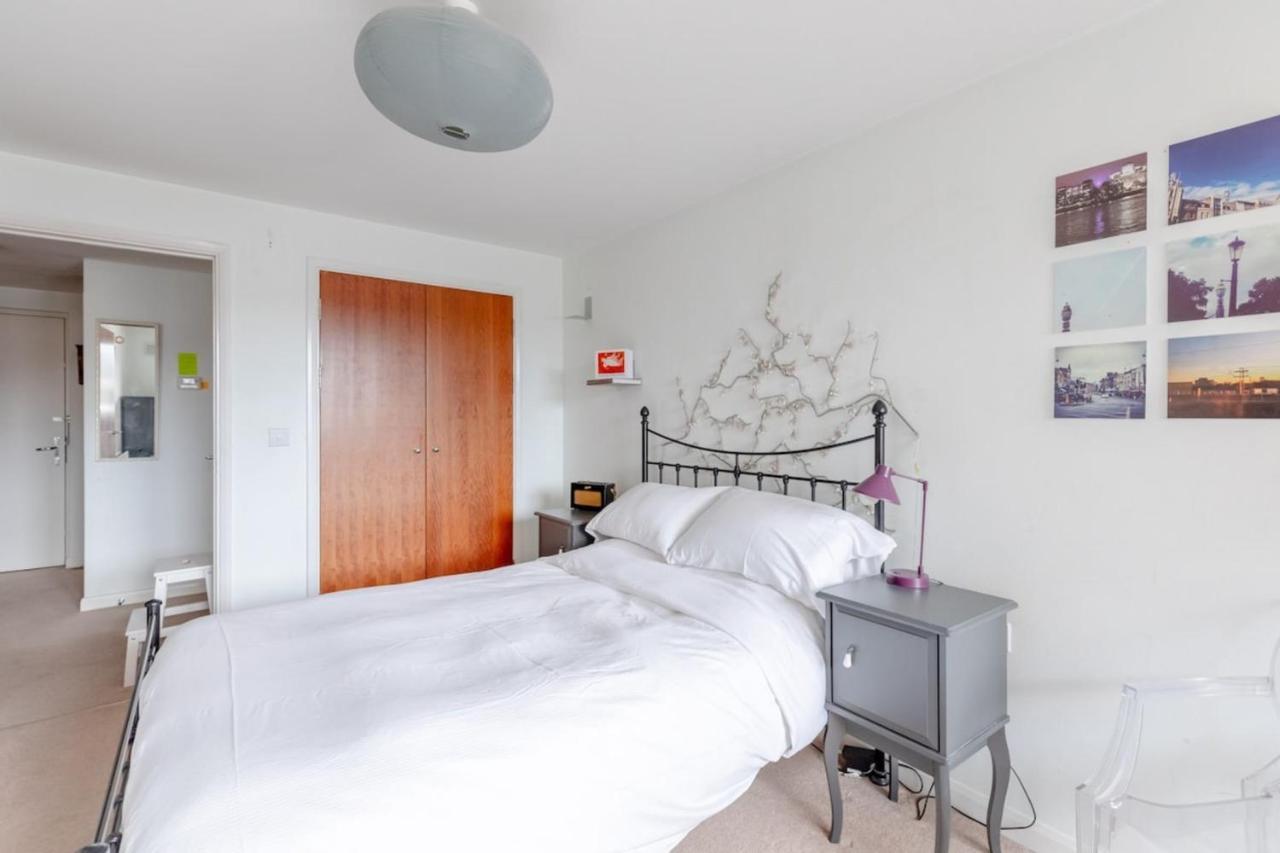 Warm & Inviting 1bedroom Flat With Patio Camden Town! Apartment