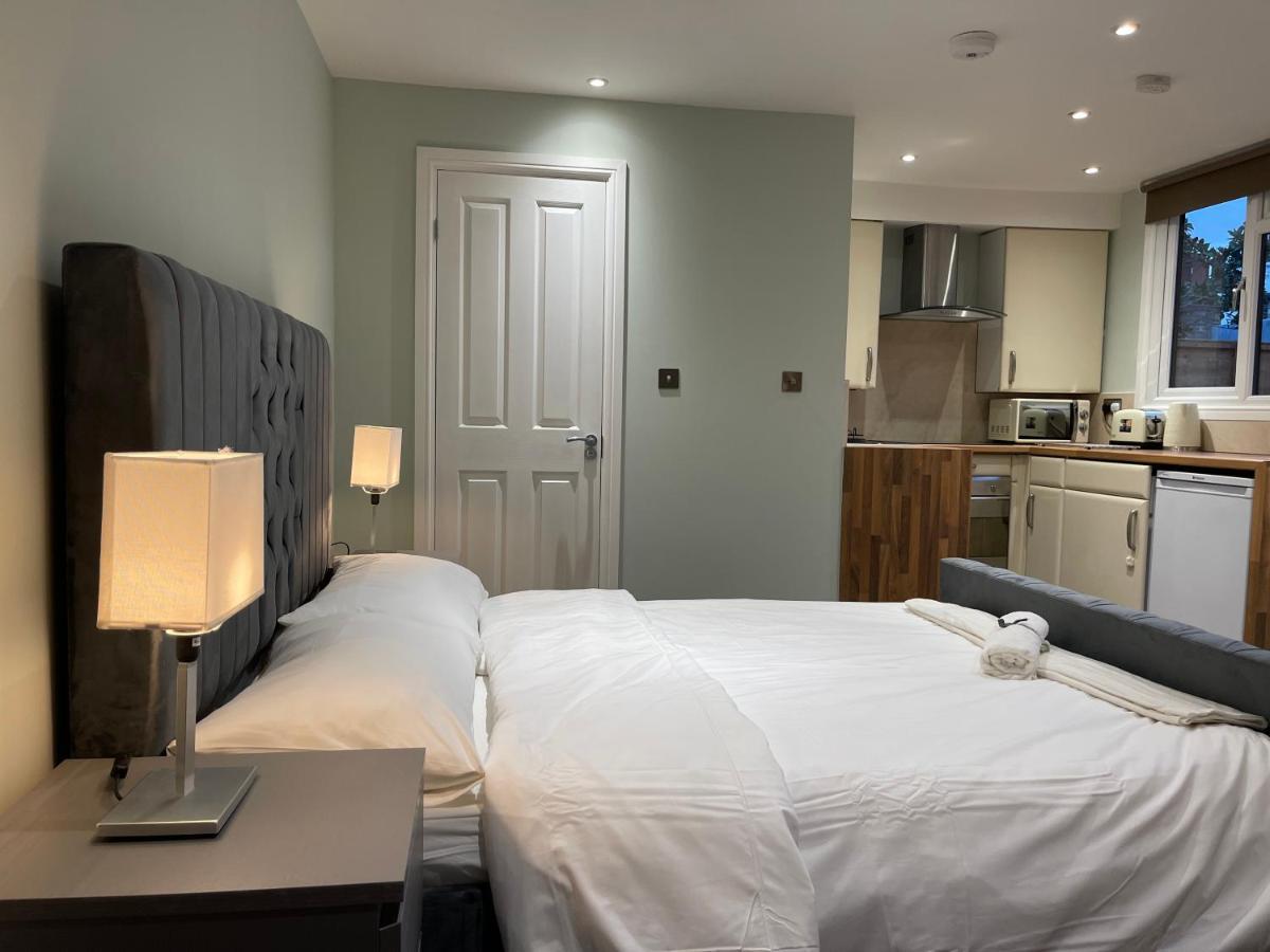 Cosy Flat With Balcony In Heart Of Apartment *