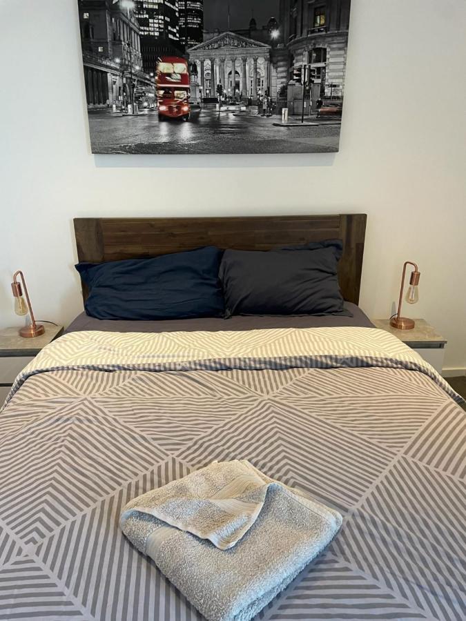 Luxury En-suite Olympic Village In Shared * London