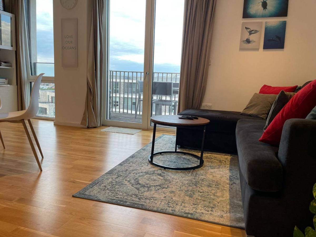 Privatunterkunft Luxury En-suite Olympic Village In Shared *