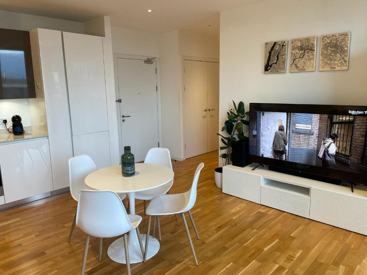 Luxury En-suite Olympic Village In Shared * London
