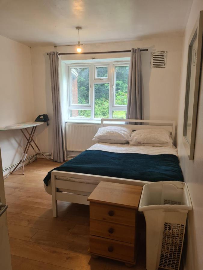 Vivian House Habitación en casa particular Londres