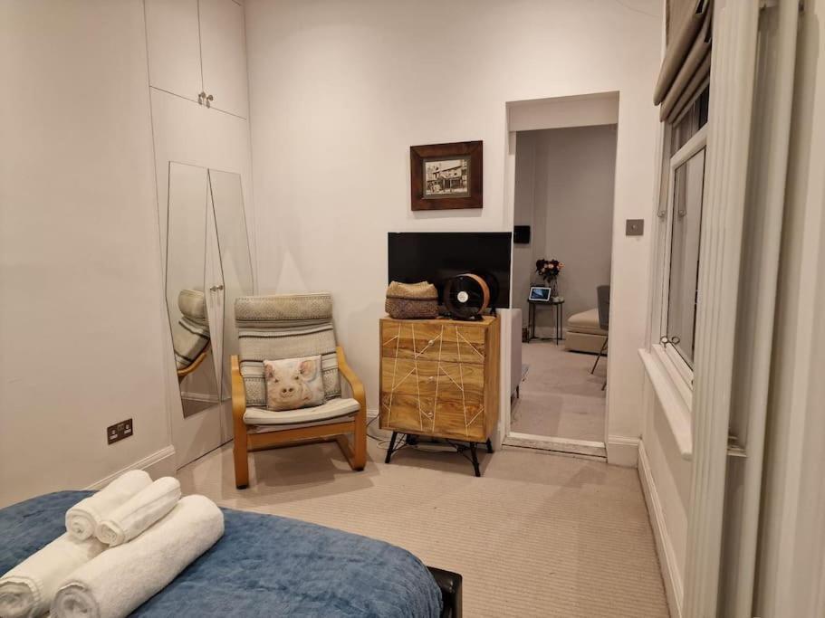 Quintessentially 'london' Flat Leilighet *
