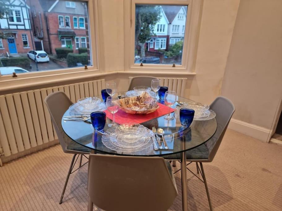Leilighet Quintessentially 'london' Flat London