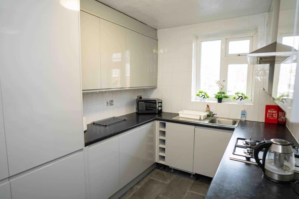 Apartment Flat/apartment - Old St N1 *