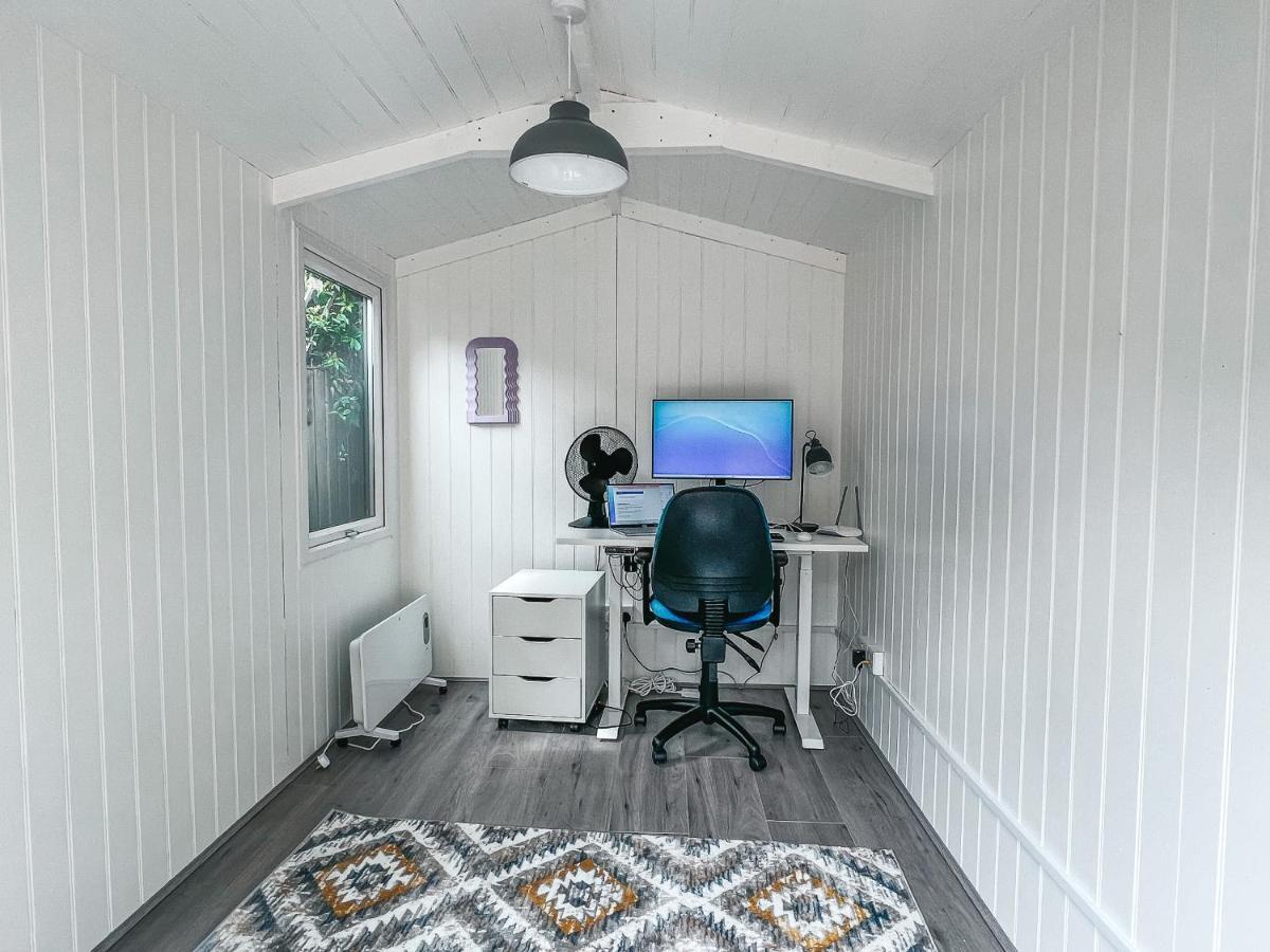 Gorgeous 3 Bed With Garden Office By Staybynumbers Appartement