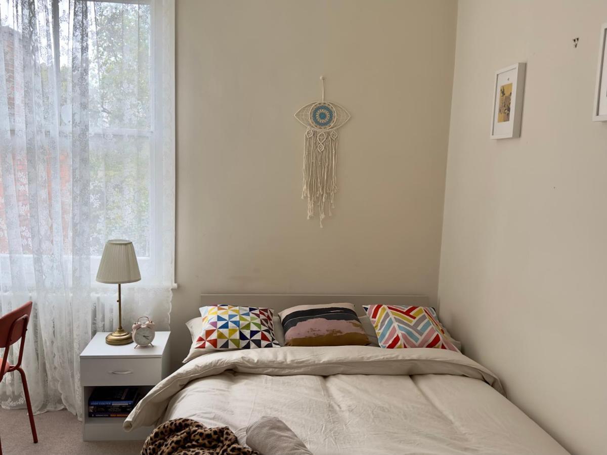 Homestay Cosy 3 Bedroom Flat Nearby Willsden *