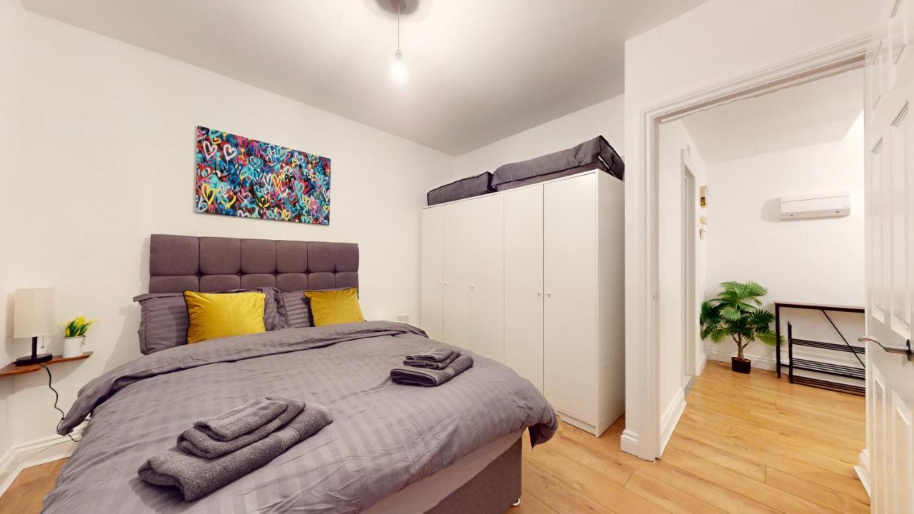 Leilighet Spacious Duplex London