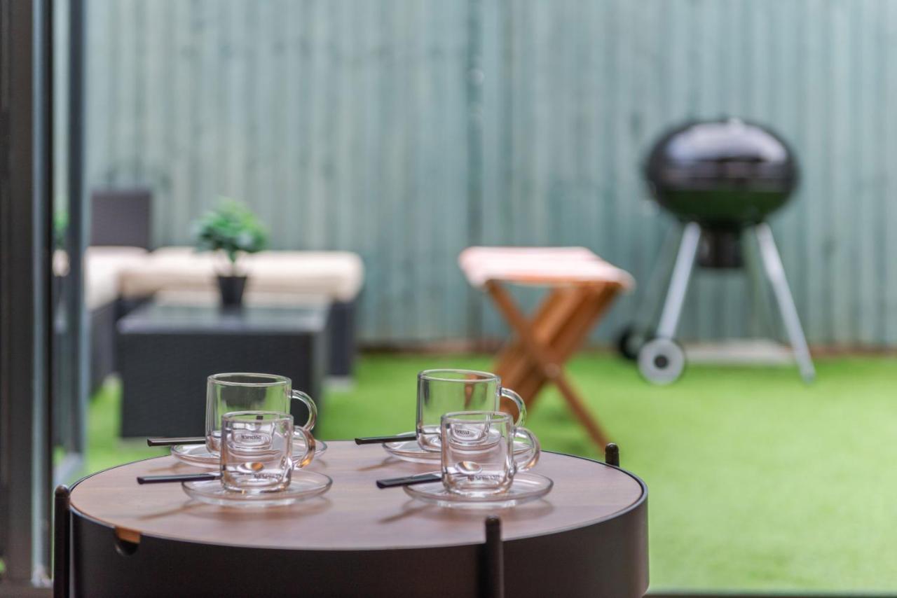 Apartment Three-bedroom Bliss In Town London