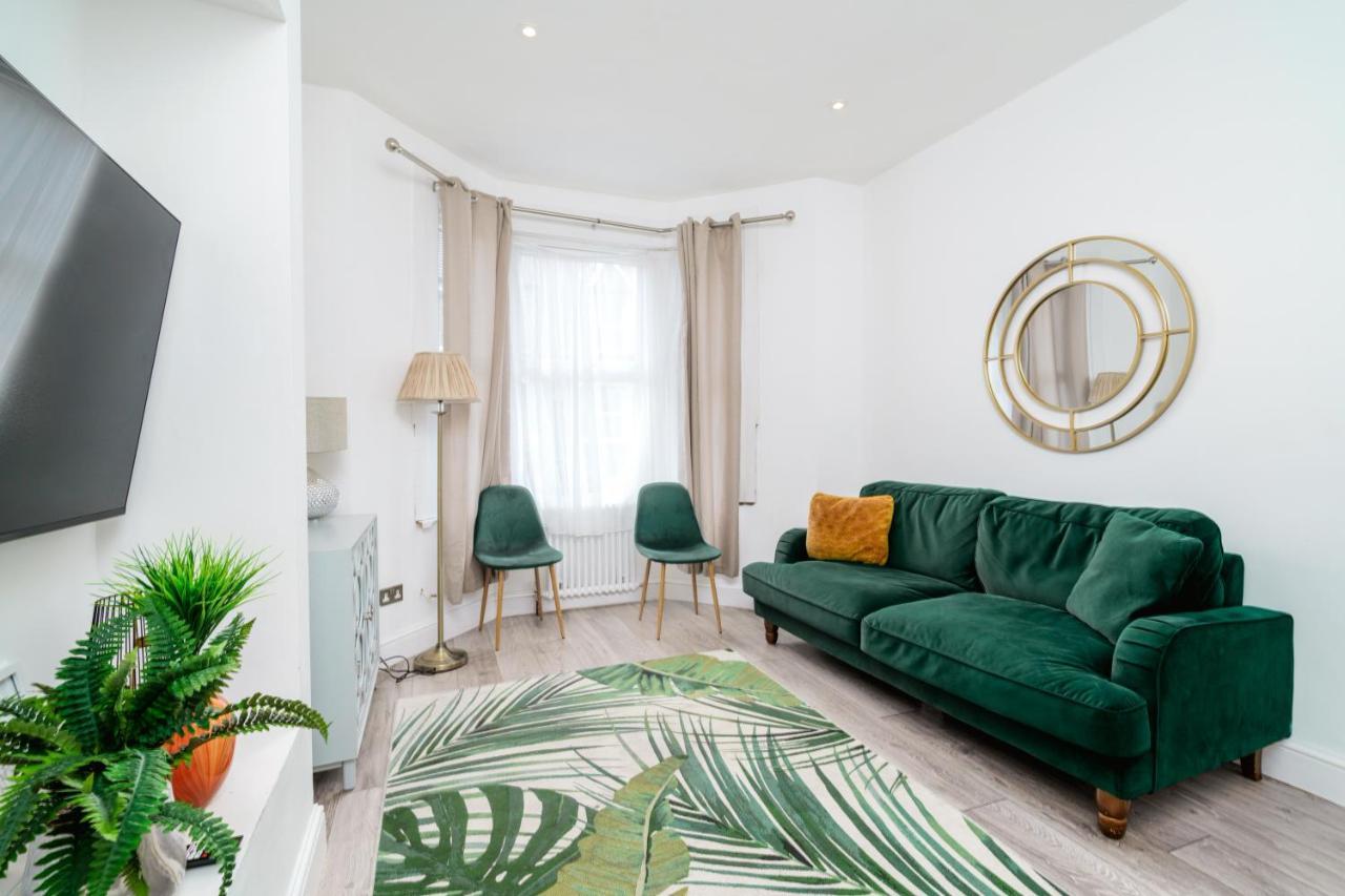 Modern 2 Bed Close To Westfield Stratford Mall With Garden Londres
