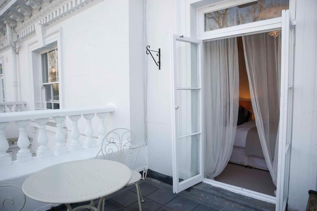 Cozy One Bedroom Next To Paddington Leilighet *