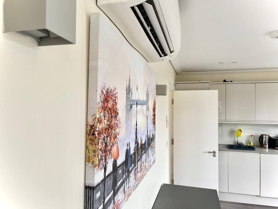 Luxurious 2 Bedroom Flat In