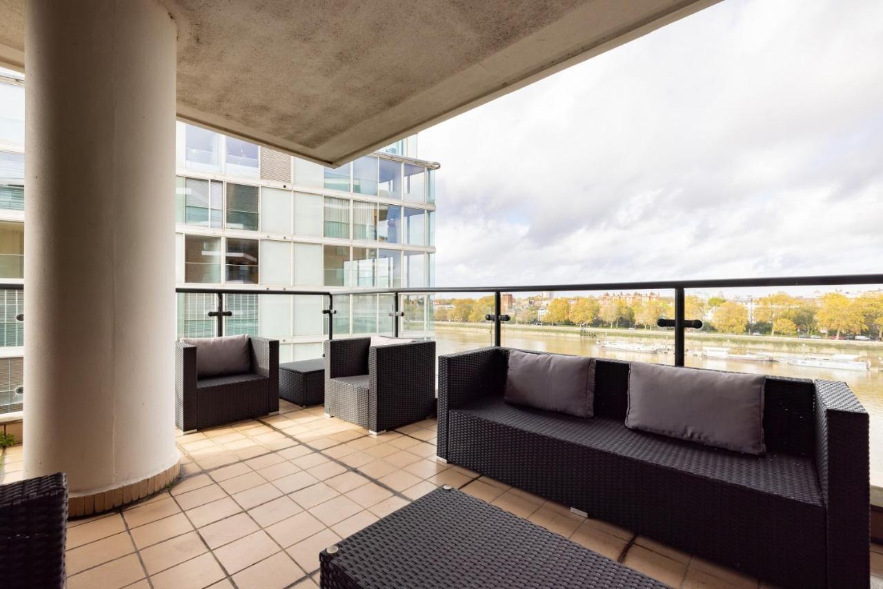 The River Thames View - Stunning 2bdr Flat With Study + Balcony Apartment *