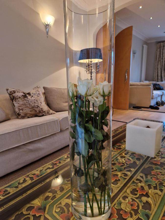 Holiday home Stunning 5 Bedroom Putney House *