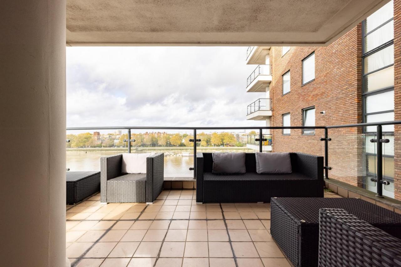 The River Thames View - Stunning 2bdr Flat With Study + Balcony Apartment *