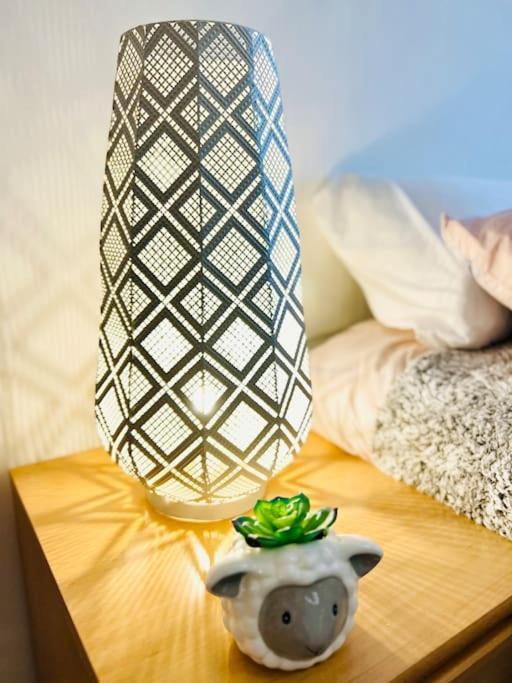 Apartamento Cosy Flat Right Opp Tube Station Londres