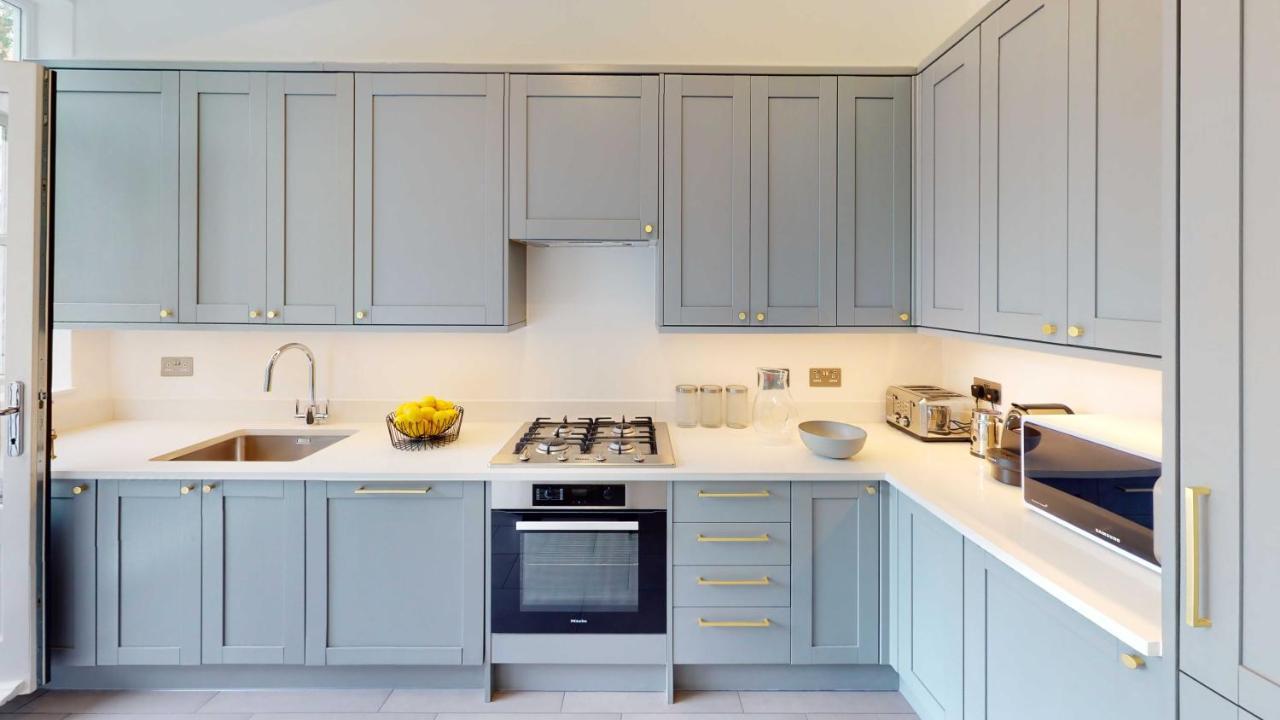 The Harrington - Knightsbridge - 18 Rutland Gate Londen