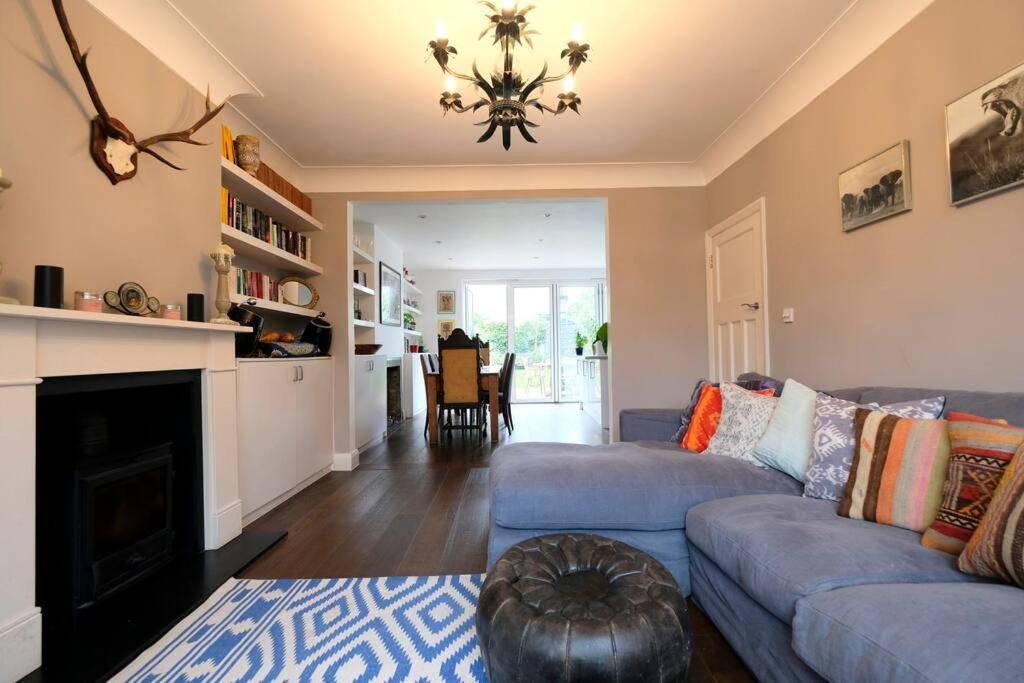 A Beautiful And Welcoming And Garden Holiday home