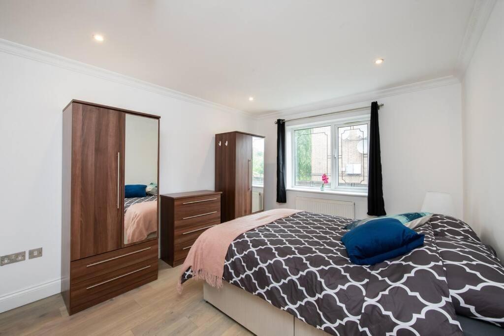 Cozy 2-bedroom Flat In Battersea Apartment *