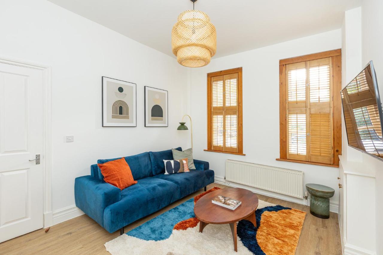 Holiday home Spacious 4br 3-storey Townhouse In Lively Deptford