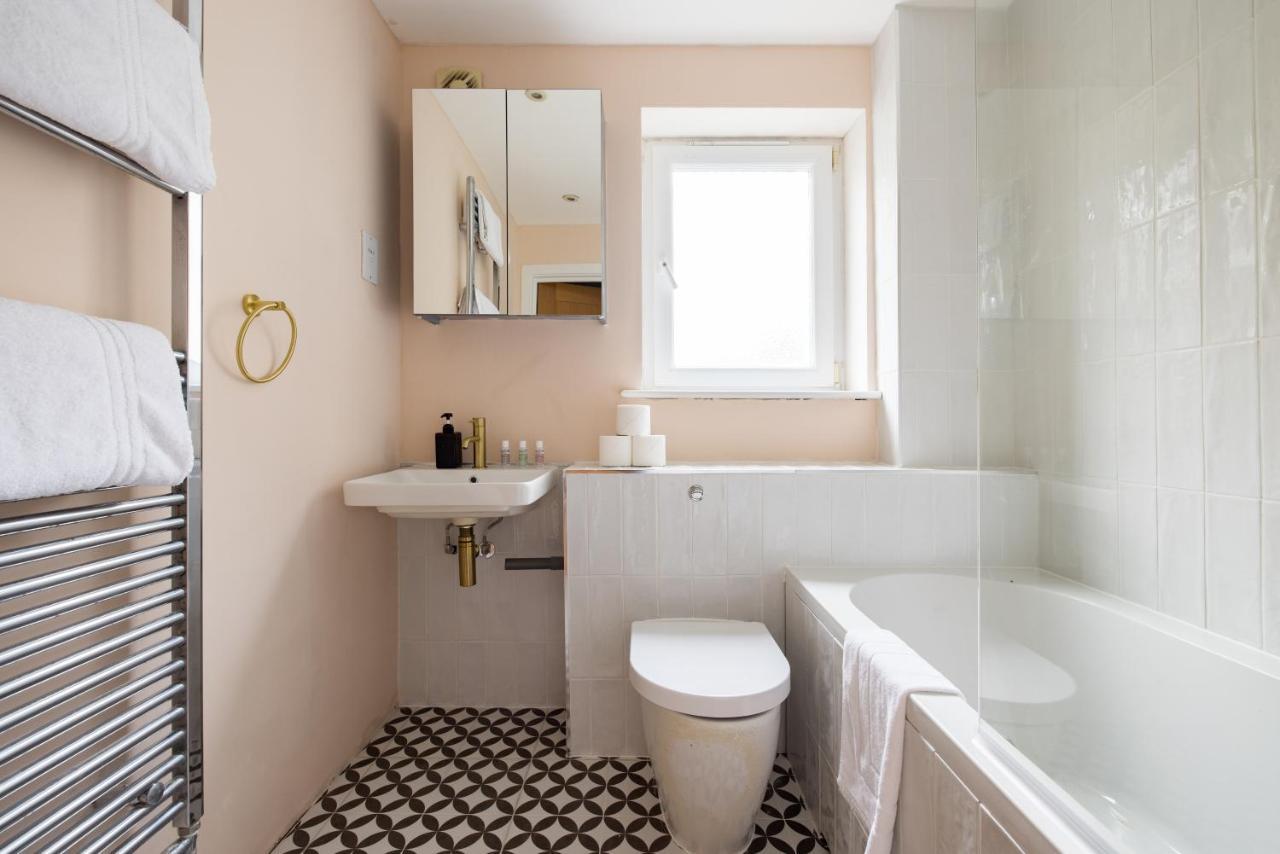 The Walworth Hideout - Elegant 2bdr Flat * Londen