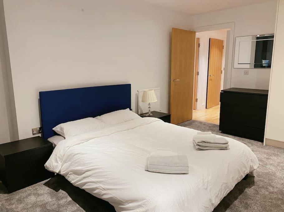 1 Bed 1 Bath Modern Zone 2 London