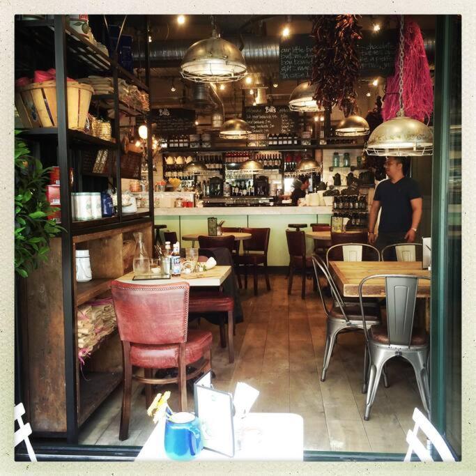 Bright Angel / Clerkenwell * London