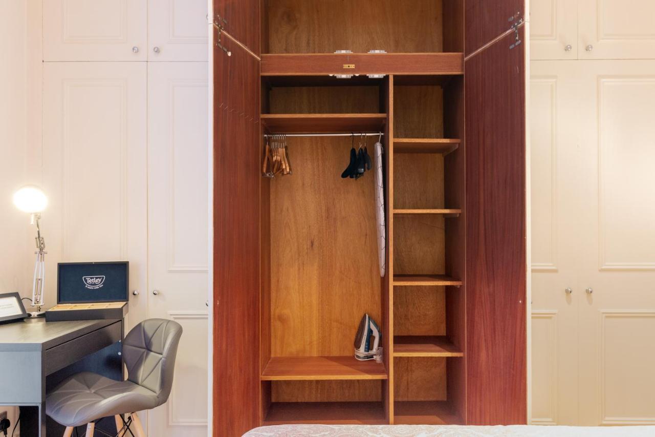Harrods Flats Apartment