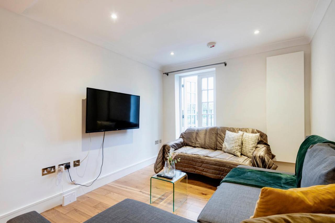 Farm View 2-bedroom Apartment, Vauxhall London