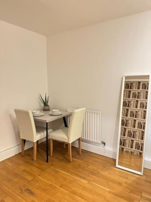 Apartment In Angel. London
