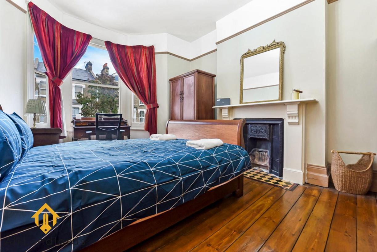 Peaceful 2-bedroom Flat Near Queens Park Station Apartment *
