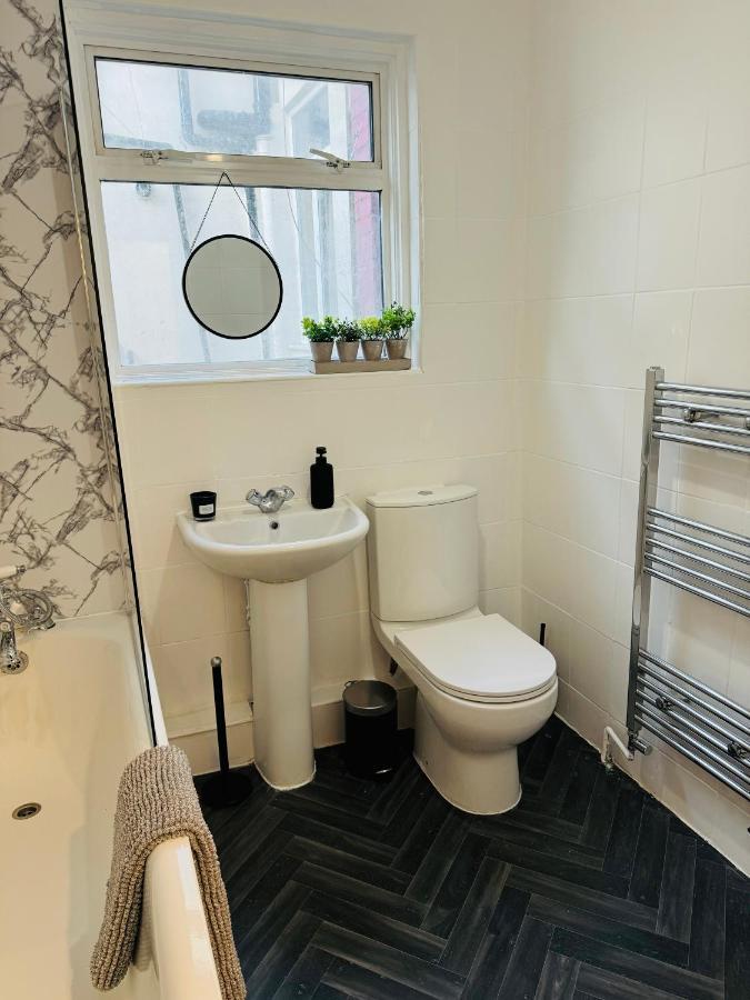 Ferienhaus 2 Bedrooms House Near Central London