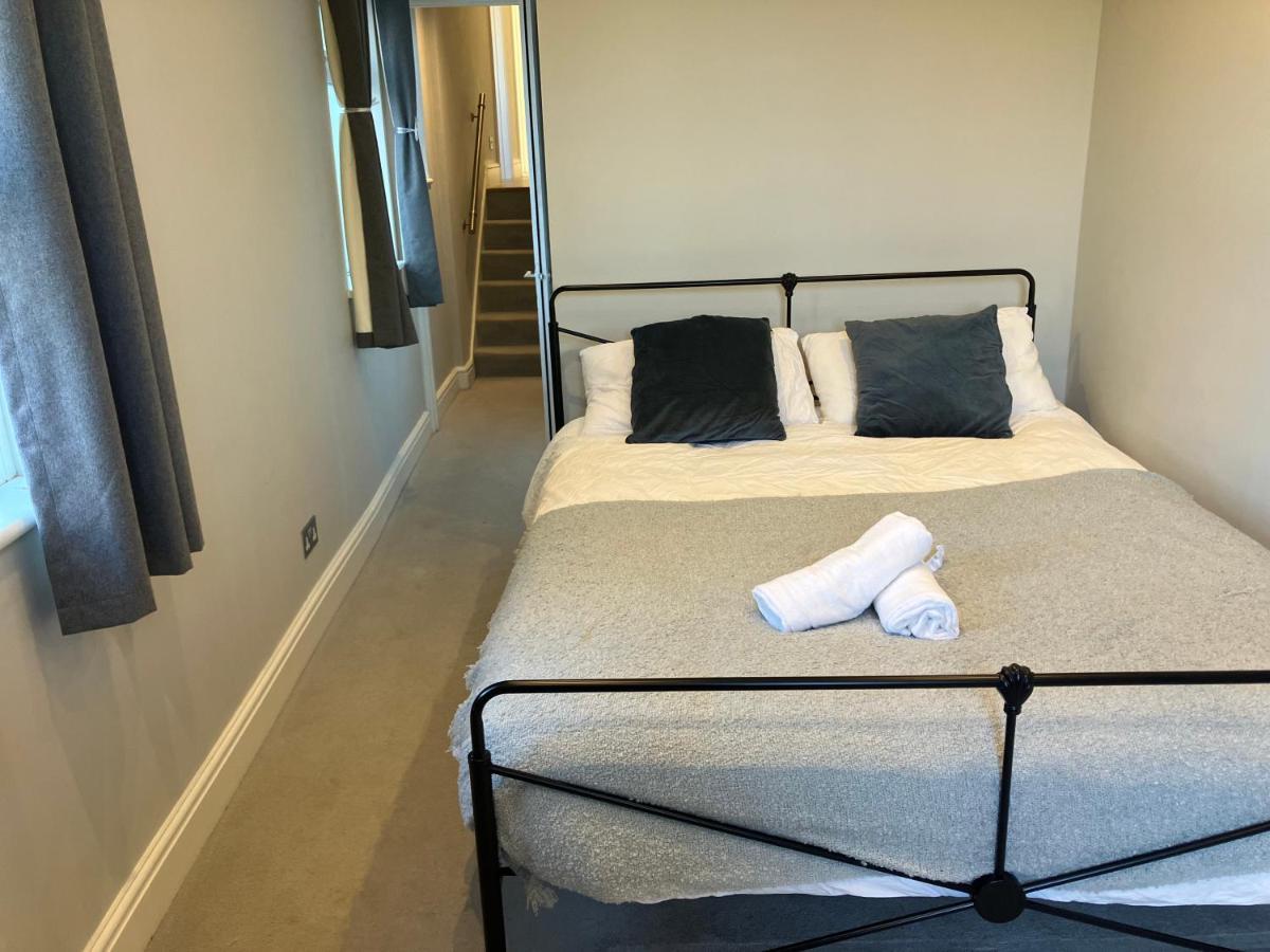 Splendid 2 Bed Flat With Private Terrace In Wimbledon - 2 The Queens Apartamento *