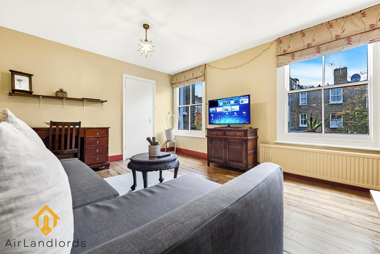 Peaceful 2-bedroom Flat Near Queens Park Station Apartment London