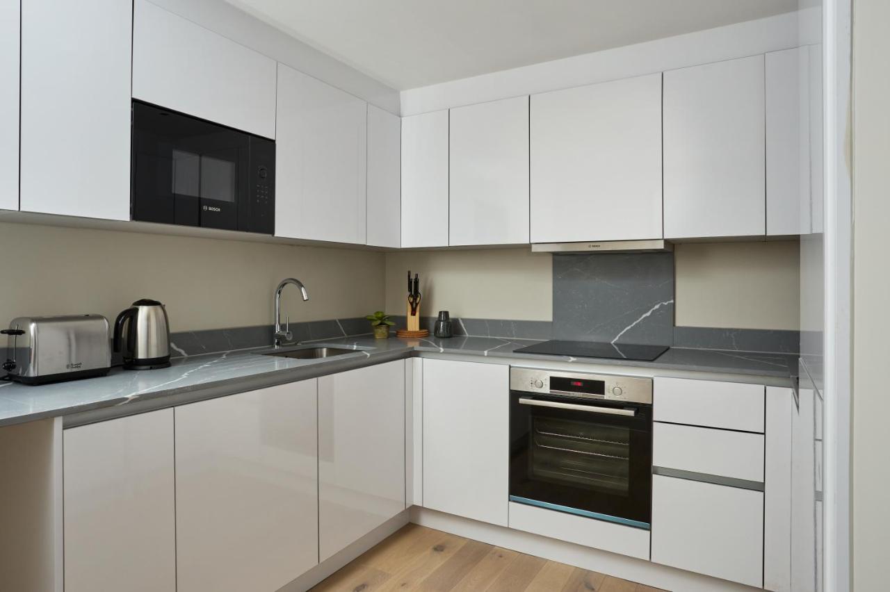 Chancery Lane By Viridian * London