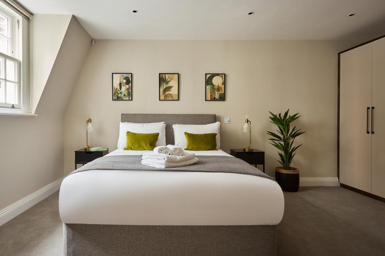 Chancery Lane By Viridian * London