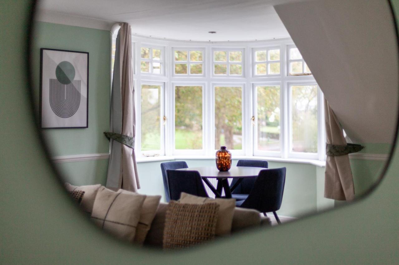 The Lewisham Flat *